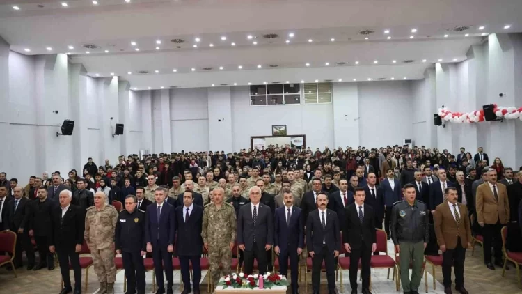 musta istiklal marsinin kabulu torenle kutlandi habermeydan