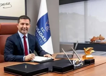 Kuşadası Belediye başkanı Ömer Günel kimdir?