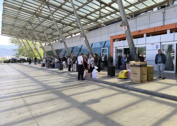 Bayram öncesi otogarlarda yoğunluk: Biletlerin yüzde 90’ı satıldı Bayram öncesi otogarlarda yoğunluk: Biletlerin yüzde 90’ı satıldı
