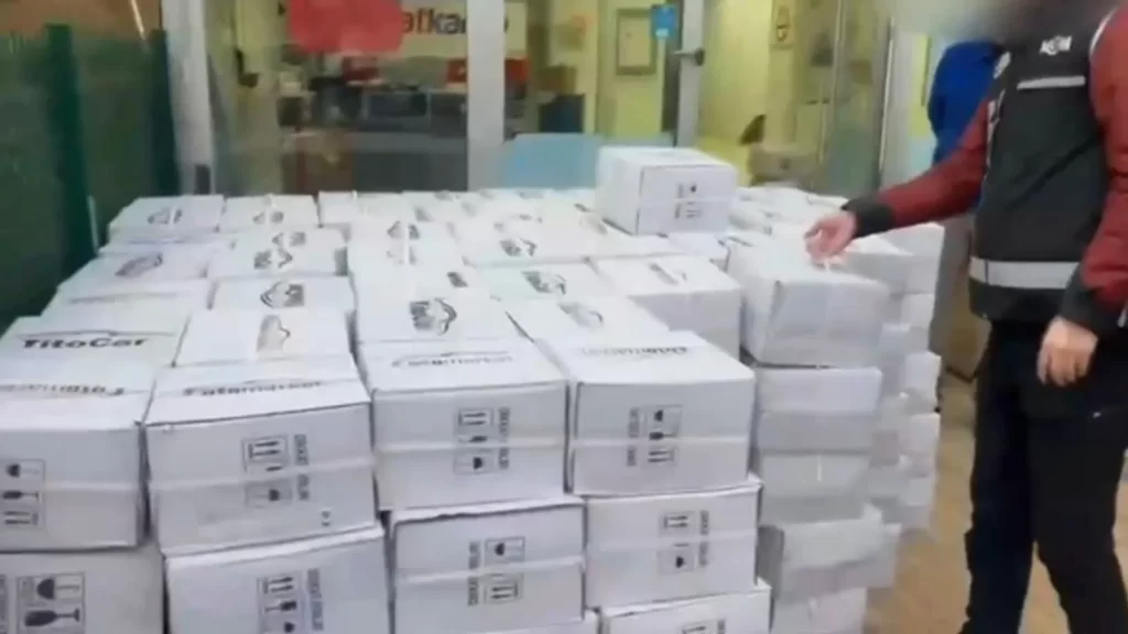 İstanbul’da sahte içki operasyonu: Binlerce litre ele geçirildi sahte icki habermeydan
