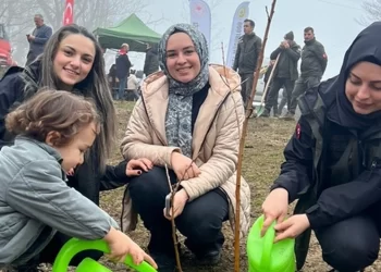 Sinop Türkeli’de, fidanlar toprakla buluştu!