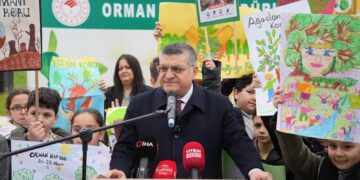 Sinop’ta, 5 bin 700 fidan toprakla buluştu!