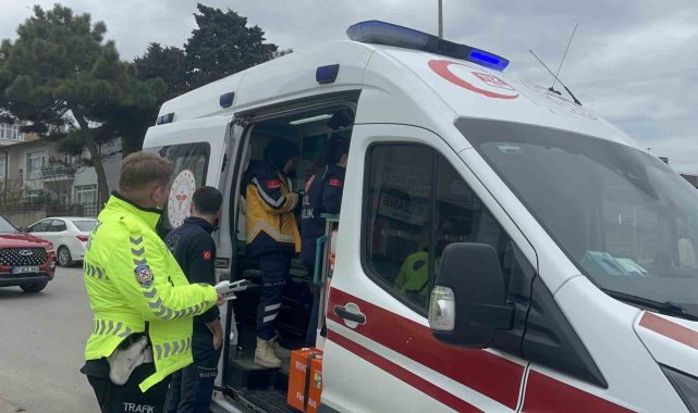 Sinop'ta, elektrikli motosiklet devrildi: 1 yaralı sinopta elektrikli motosiklet devrildi 1 yarali habermeydan