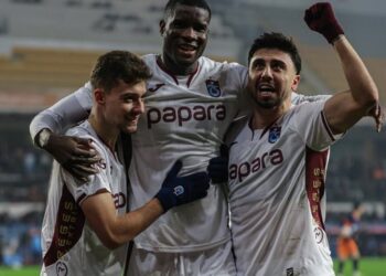 Trabzonspor, Başakşehir deplasmanında turladı!