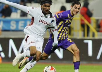 Trabzonspor, Eyüpspor’a deplasmanda 1 attı 3 aldı!