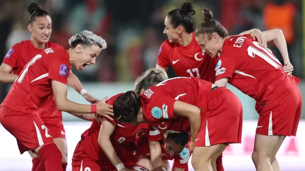 Türkiye Kadın Futbol Takımı, Malta'yı 3 golle geçti! turkiye kadin futbol takimi maltayi 3 golle gecti habermeydan