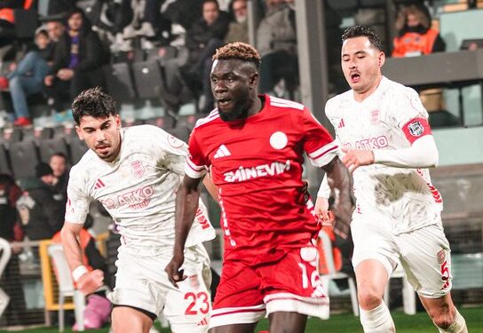 Ümraniyespor ile Pendikspor yenişemedi!