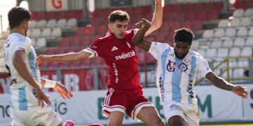 Ümraniyespor’dan, lider Erzurumspor’a şok!