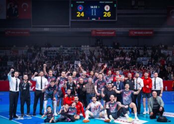 Ziraat Bankkart, Halkbank’ı 3-1’le geçti!