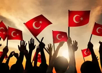 23 Nisan resmi tatil mi? 23 Nisan’da toplu taşıma ücretsiz mi?