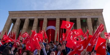 23 Nisan tatil mi, okul var mı?