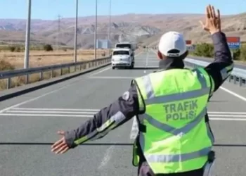 Ankara'da bugün bazı yollar trafiğe kapatılacak Ankara’da bugün bazı yollar trafiğe kapatılacak