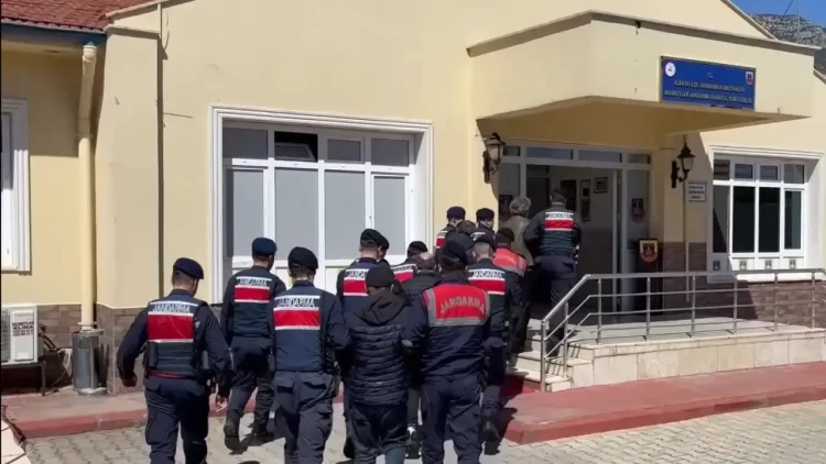 Antalyada receteli ilaclarla uyusturucu satisi habermeydan