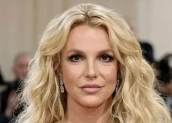Britney Spears rehabilitasyon merkezine yattı