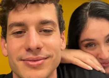 Cemre Baysel ile Cem Bölükbaşı birbirlerini sildi