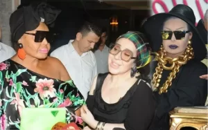 Diva Bulent Ersoy Hic arkadasim kalmadi1 habermeydan