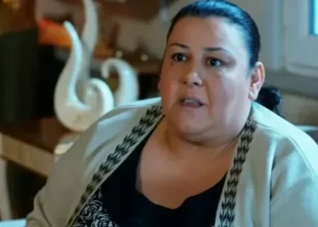 Esin Gündoğdu iğne ipliğe döndü