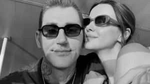 Irem Helvacioglu Ural Kaspara soyadi resti1 habermeydan