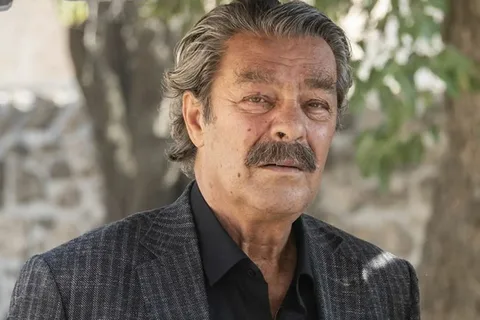 Kadir Inanir tedavi sonrasi ayaga kalkti habermeydan