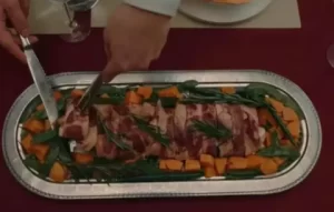 Kızılcık Şerbeti dizisinde domuz eti mesajı Kizilcik serbeti dizisinde domuz eti mesaji1 habermeydan