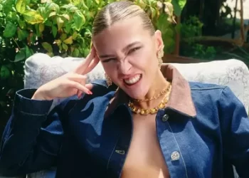 Melisa Döngel sezonu teknede açtı