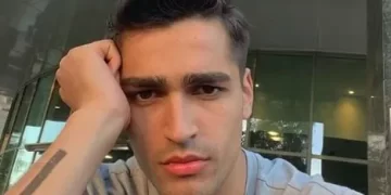 Mert Ramazan Demir’den küçük hayranına jest