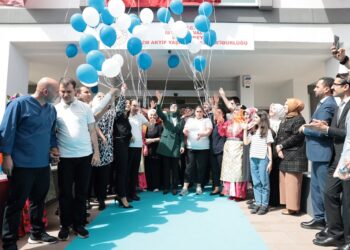 Otizmli çocuğu olan ailelere ücretsiz danışmanlık 16 ilde daha yaygınlaştırılacak