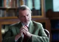 Sam Neill ölümden döndü: Ölecek gibiydim