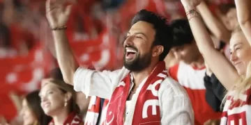 Tarkan'dan "Milli takım marşı" açıklaması Tarkan’dan “Milli takım marşı” açıklaması