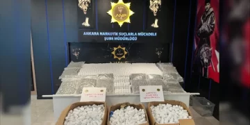 Uyuşturucu Madde Satıcılarına Yönelik Operasyonlarda 1.319 Şüpheli Yakalandı