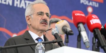 11.5 Milyon Kişi Daha YHT Konforuyla Seyahat Edecek