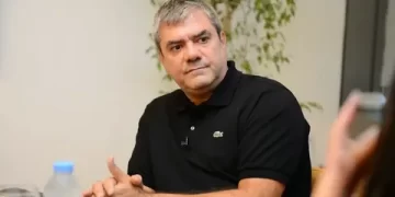 Yılmaz Özdil Sözcü TV’den istifa etti Yılmaz Özdil Sözcü TV’den istifa etti