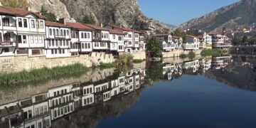 AKP ayrı aday çıkardı, CHP-MHP ittifakı kazandı