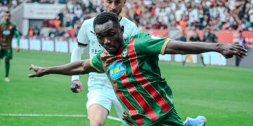 Amedspor, evinde fırsat tepti!