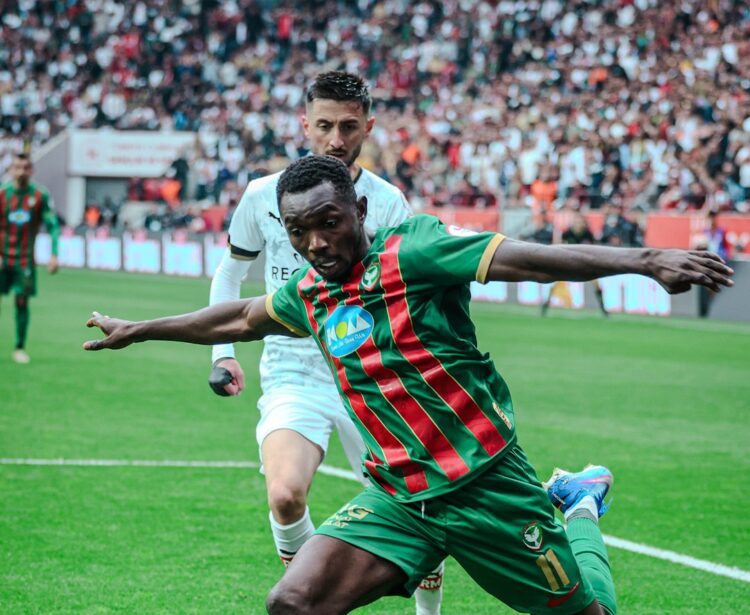 amedspor evinde firsat tepti habermeydan e1777219540401