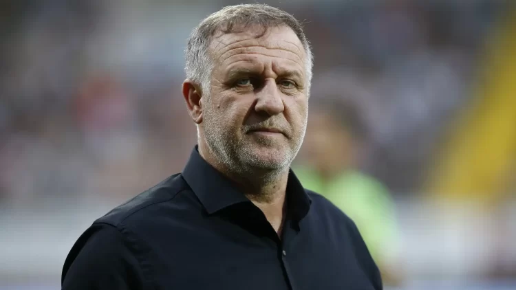 amedspor mesut bakkal ile yollarini ayirdi habermeydan