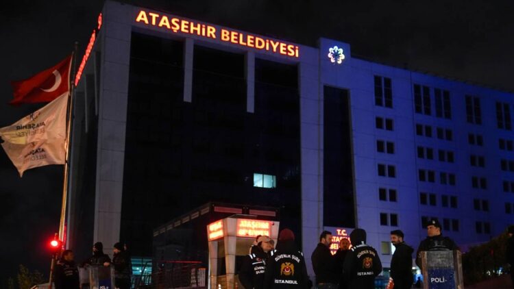 Ataşehir Belediyesi operasyonu...