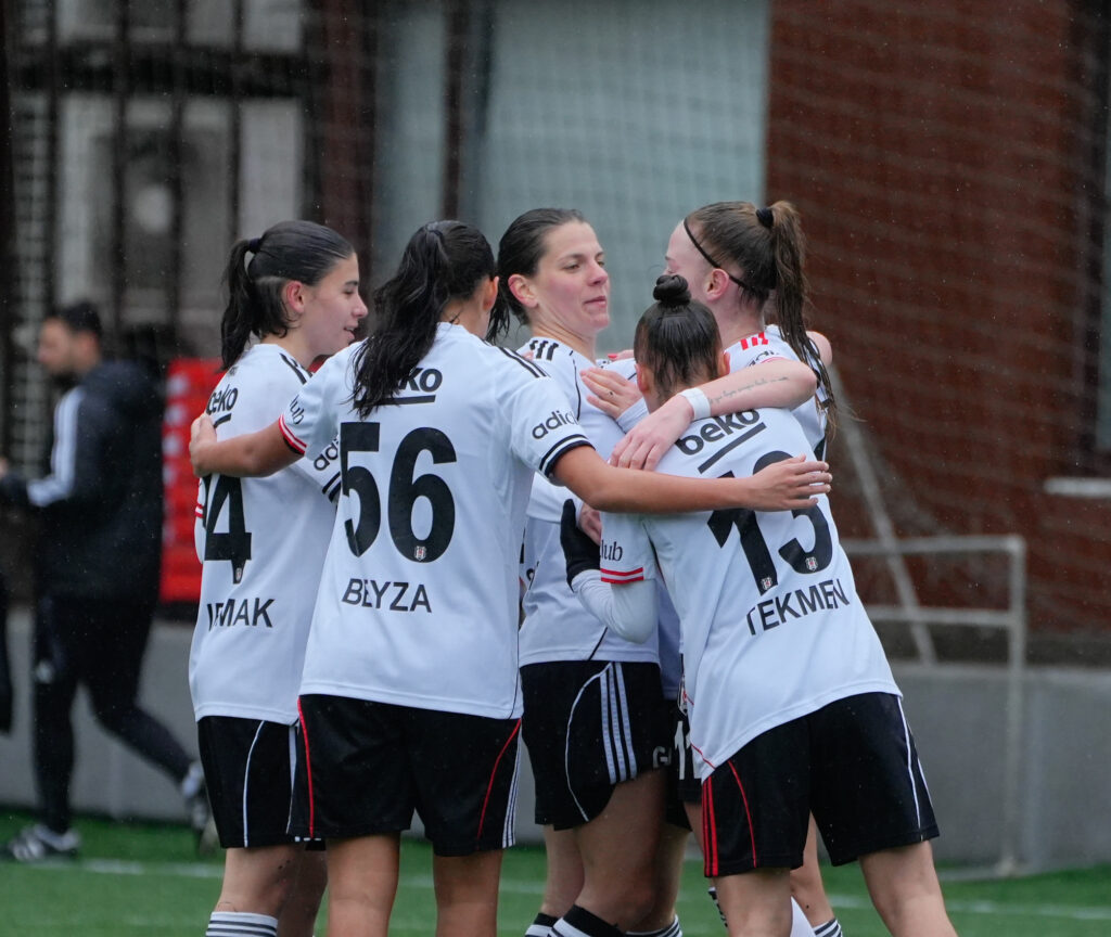 besiktas 1027 antalyaspor onunde 3 puani 7 golle aldi habermeydan e1776876129664