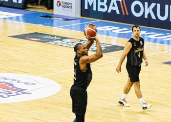 Büyükçekmece Basketbol 67-79 Safiport Erokspor