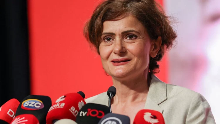 Canan Kaftancıoğlu için 4 yıl 8 aya kadar hapis istendi Canan Kaftancıoğlu için 4 yıl 8 aya kadar hapis istendi.