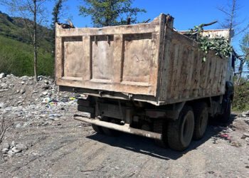 Rize’de açık alana çöp döken belediyeye ceza