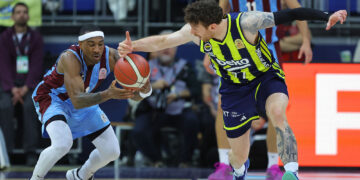 Fenerbahçe, Trabzonspor’a takılmadı!