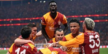 Galatasaray, doludizgin üst üste 4. şampiyonluğa gidiyor!