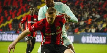 Gaziantep FK, Kayserispor önünde 3 puanı 3 golle aldı!