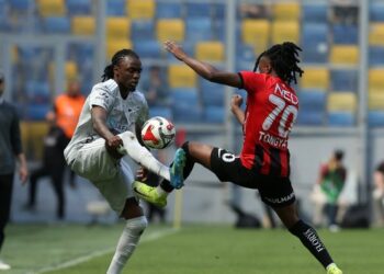 Gençlerbirliği, Kocaelispor’a 1 attı 3 aldı!