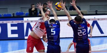 İstanbul Gençlik, Altekma’ya set vermedi!