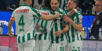 Konyaspor, Trabzonspor’u 2 golle geçti!
