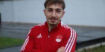 Milli halterci Yusuf Fehmi Genç, Avrupa şampiyonu