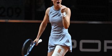 Milli tenisçi Zeynep Sönmez’den kariyer rekoru!