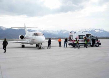 Muş’ta, ambulans uçak yenidoğan bebek havalandı!